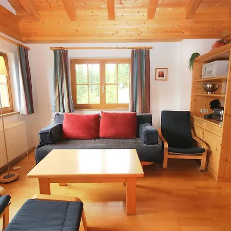 Chalet 4 Konigsleiten