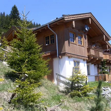 Chalet 4 Holiday home Konigsleiten